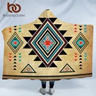 BeddingOutlet геометрическое одеяло с капюшоном, Ацтекское шерпа, флисовое пригодное для носки одеяло, Юго-Западное экзотическое детское одеяло с капюшоном 150x200 см