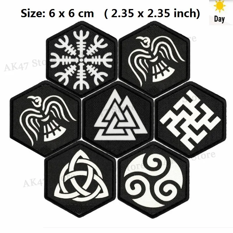 Знак Тора ворона узел Triskelion Vegvisir Knoton руля трепет Valknut боевой дух военный тактический Викинг норвежский аппликация значок патч