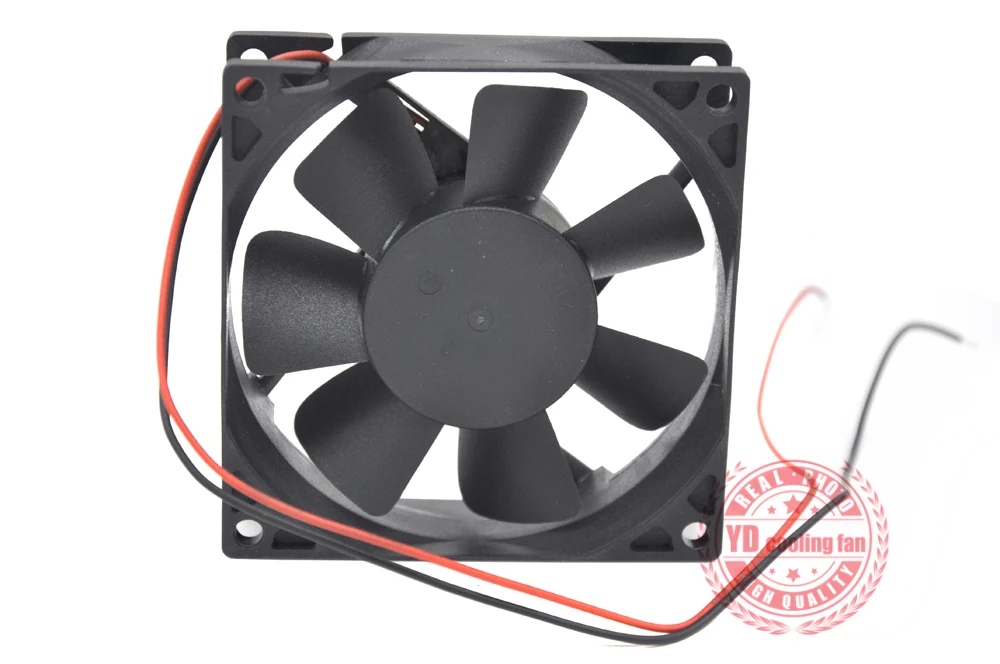 Новый ADDA AD0812UX-A70GL 8 см 8025DC12V Вентилятор охлаждения |