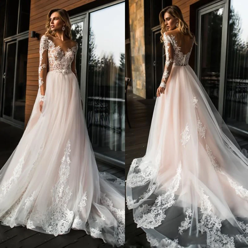 Женское пляжное платье с длинным рукавом розовое V образным вырезом и шлейфом