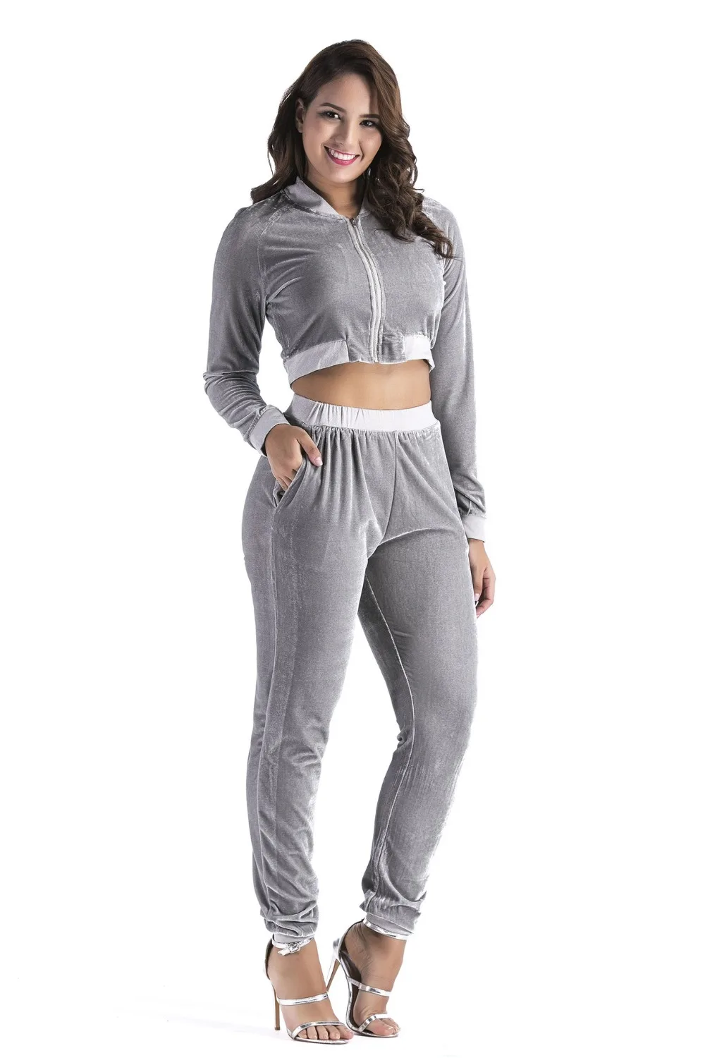 

2018 Autumn Winter Velvet Long Sleeve Rompers Jumpsuit Sexy Women Two Pieces Tracksuit E5433