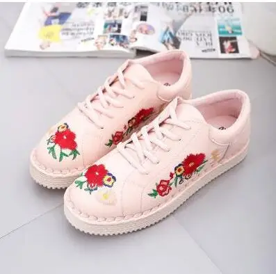 Мода Brogue вышивка Женской Обуви Мокасины Конфеты Цветов Квартиры Женщины