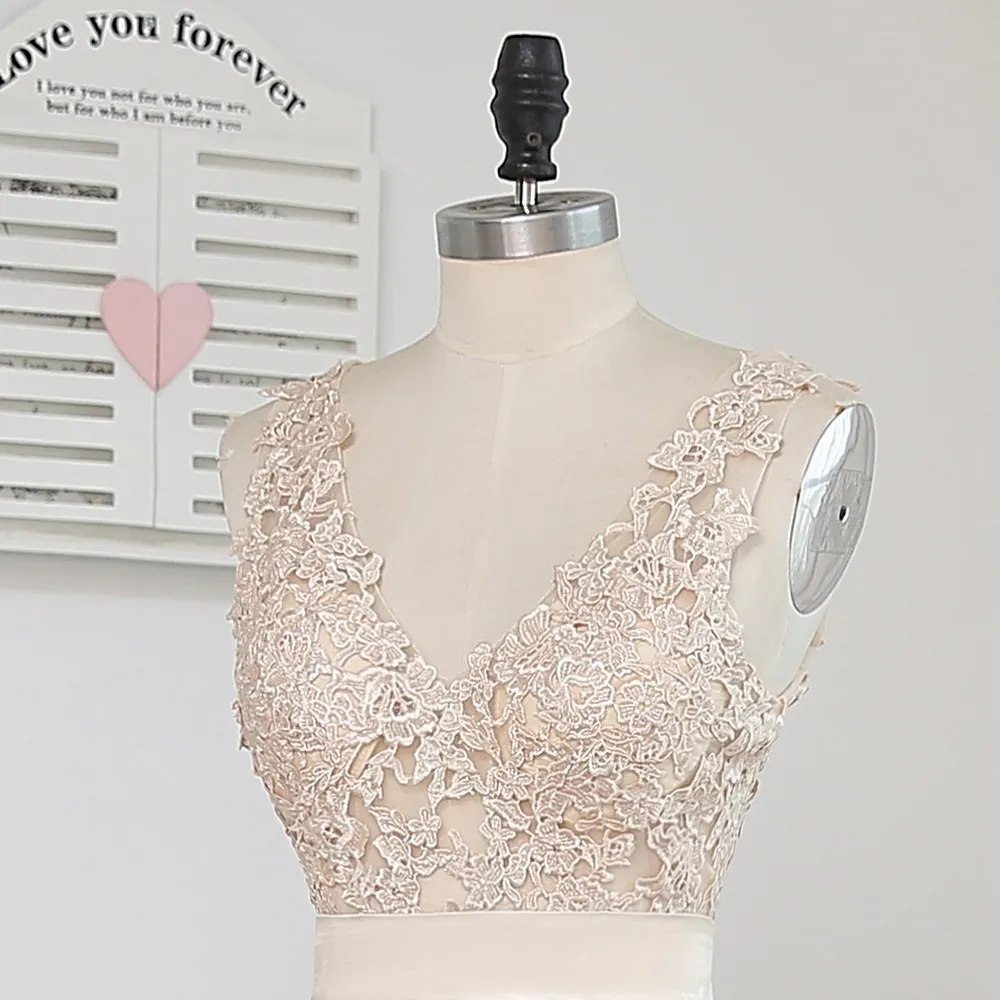 

Champagne Prom Dresses A-line V-neck Chiffon Lace Slit Sexy Backless Long Prom Gown Evening Dresses Evening Gown