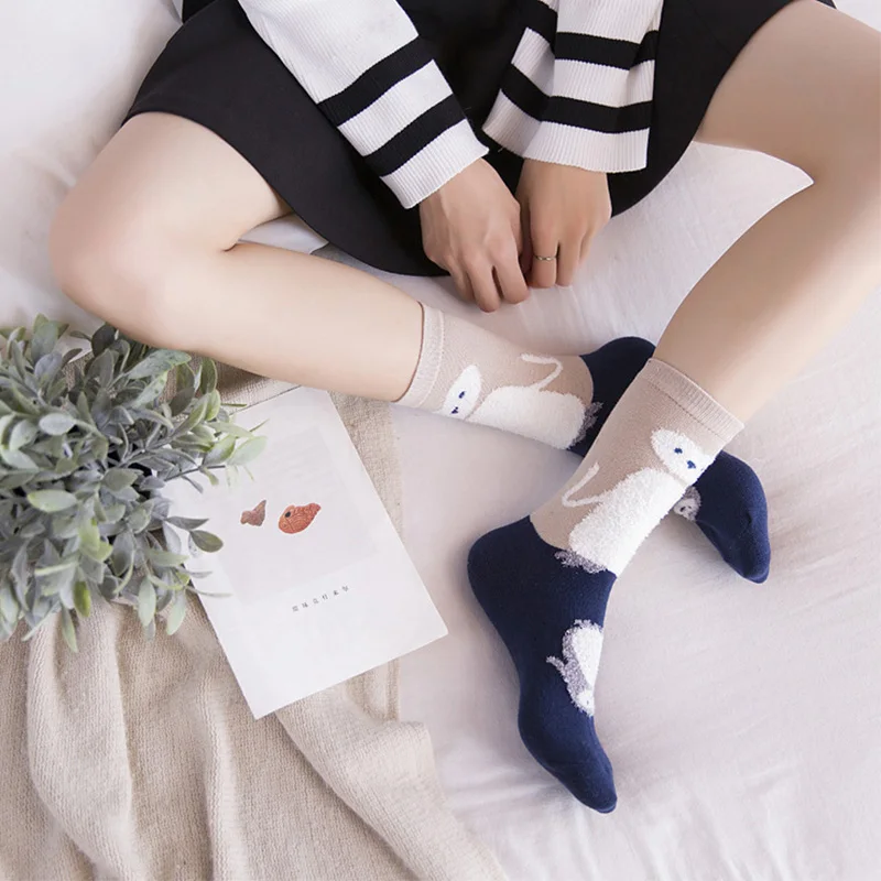 COCOTEKK Новый стиль Для женщин нечеткой носки мультфильм животных Мопс овец Носки