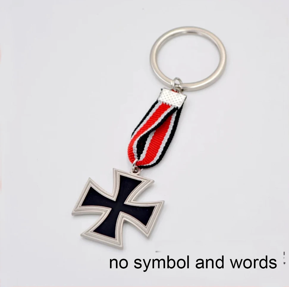 WWII mini iron cross badges German medal key chain ring with box Drop shipping - Цвет: Светло-зеленый