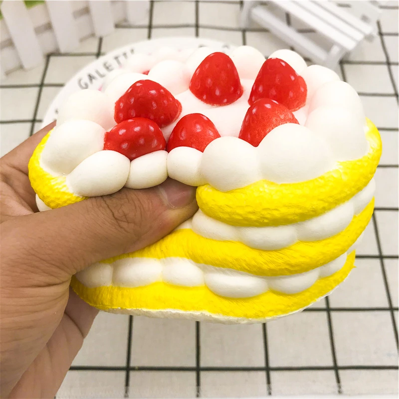1Pcs Squishy Resin Crafts Cartoon Ornaments PU Slow Rebound Simulation Decompression Toy Strawberry Cake Squishies.Q | Игрушки и хобби