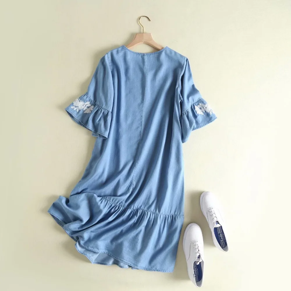 Women Vintage Blue Denim Dress Lady V Neck Flare Sleeve Summer Casual Floral Embroidery Dress Plus Size vestido