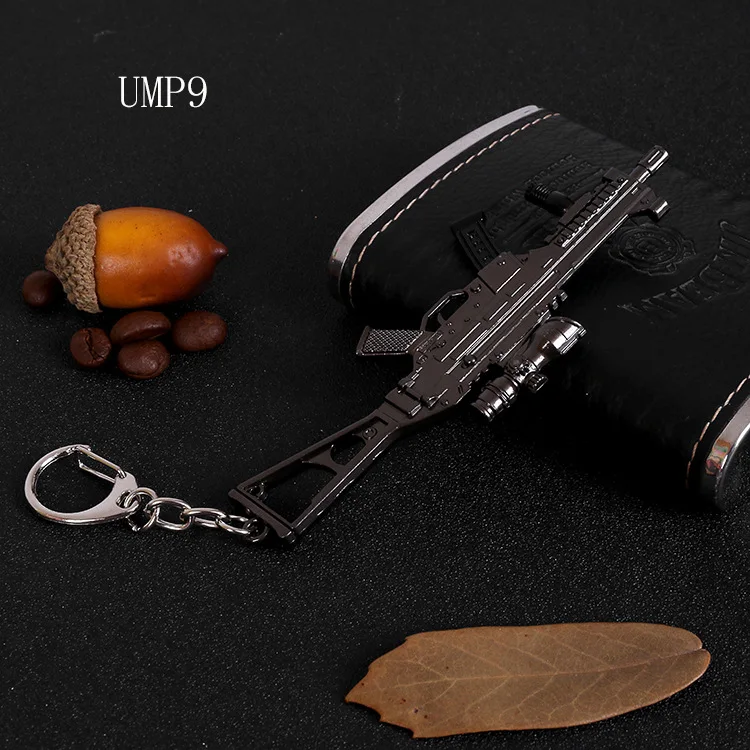 Горячая игра 38 стилей PUBG CS GO брелоки в виде оружия AK47 модель оружия 98K снайперская винтовка брелок для мужчин Подарки сувениры 12 см