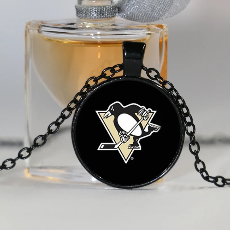 Free Shipping Penguins pendant necklace with antique silver chain hockey jewelry | Украшения и аксессуары
