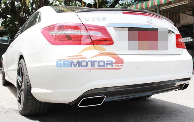 Задний диффузор для губ из углеродного волокна BENZ W207 2DR COUPE E550 E500 E350 AMG SPORT PACKAGE