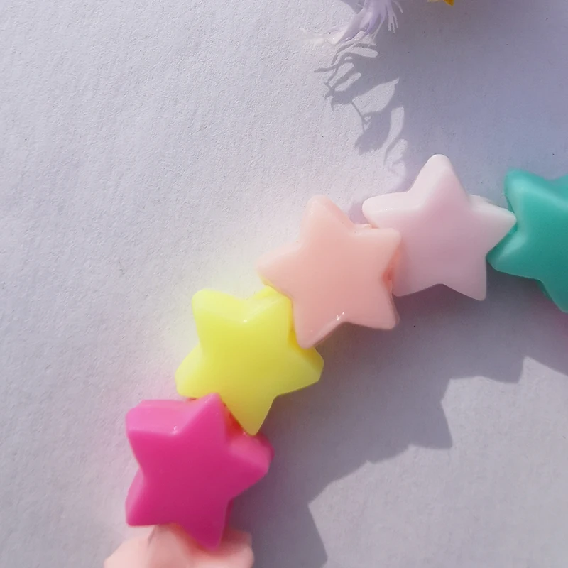 Детский акриловый браслет конфетного цвета с сердечками модный буквами для