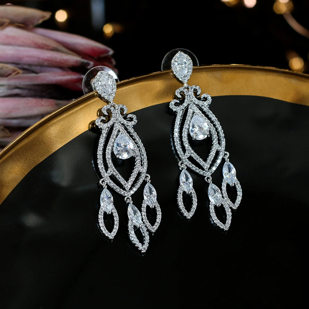 Gotas de agua de moda de lujo AAA циркон modelos femeninos novias pendientes colgantes post Бесплатно