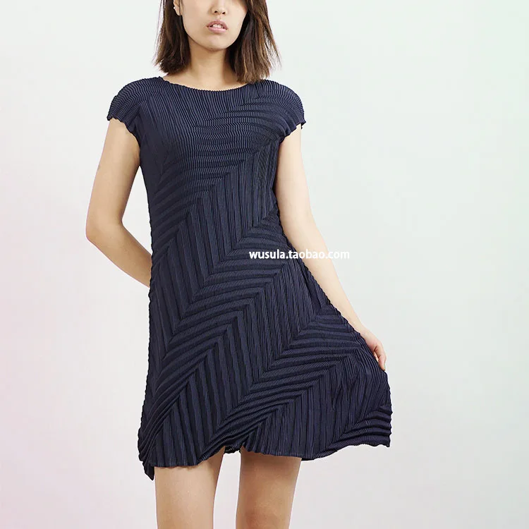 

Miyake Three dimensional folding cute small bag Short Shoulder Dress pleated dress 3D dresses fold dress
