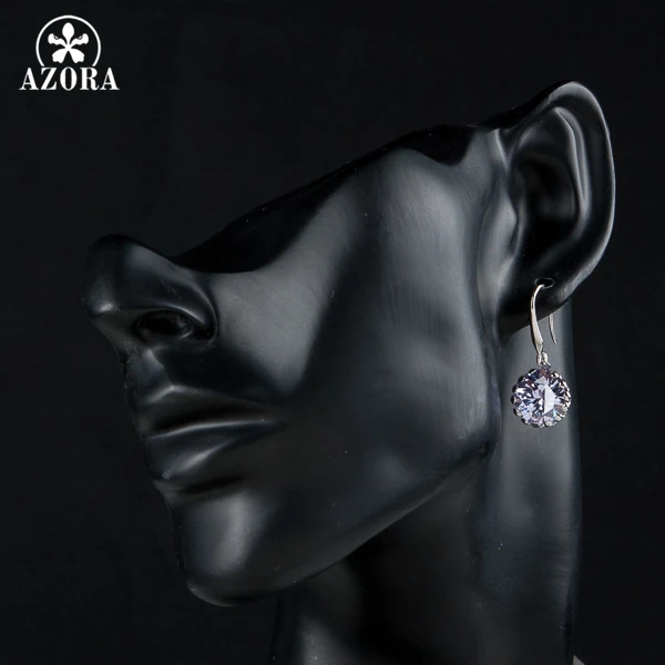 Серьги-подвески из белого золота с фианитами | Украшения и аксессуары