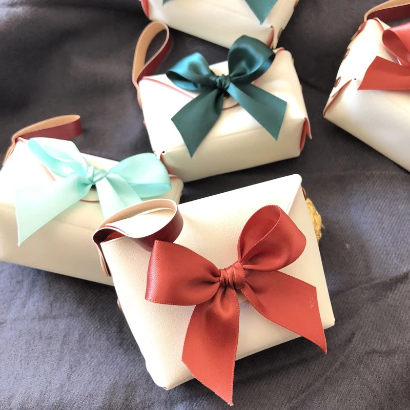 

Festive & Party Supplies