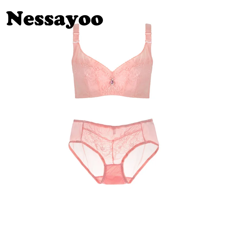 Комплект женского нижнего белья с чашками пуш ап и вышивкой|bra panty set|underwear women