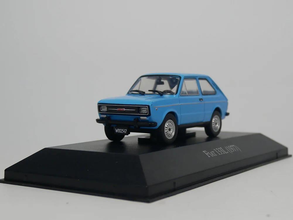 Ixo 1:43 Fiat 133L 1977 литая модель автомобиля| |