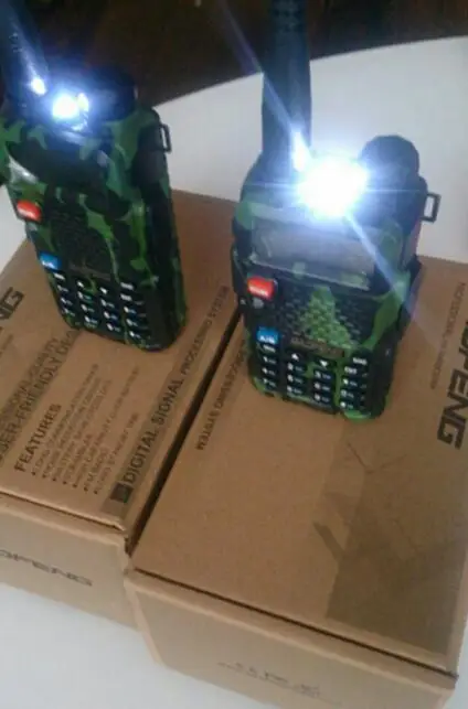 Baufeng UV-5R радио UV5R walkie talkie радиоприемник двухдиапазонный 136-174mhz 400-520mhz 5W walkie talkie наружный радиоприемник - Цвет: 2pcs camo