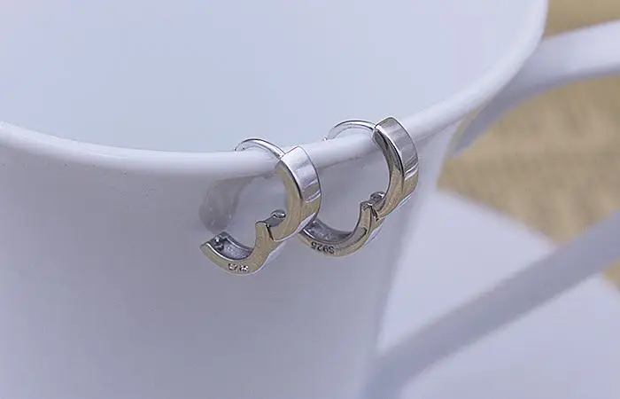 Женские серьги гвоздики из серебра 100% пробы с защитой от