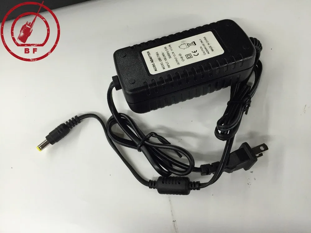 Новый продукт универсальное быстрое зарядное устройство для раций baofeng 5R |