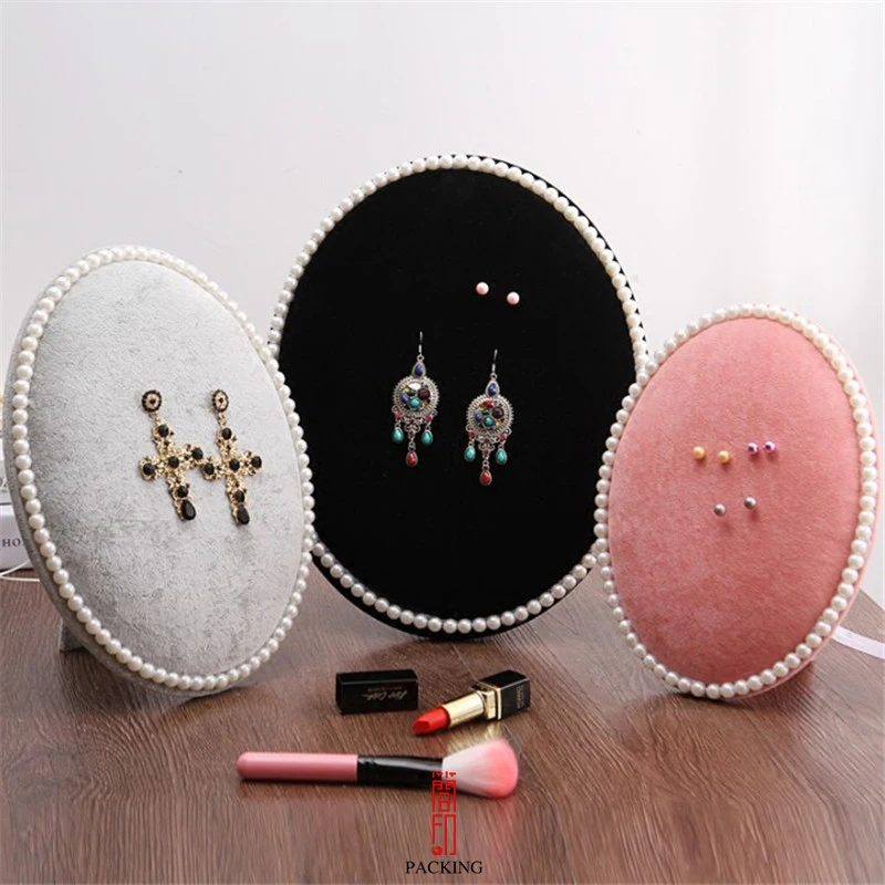 

Display Holder Stand For Earrimgs Jewelry Oval Velvet Display Rack OrTake photo Props For Pearl Earrings Badges and Brooch