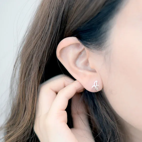 Fashion silver plated banana stud earrings personality hollow out for women wholesale | Украшения и аксессуары