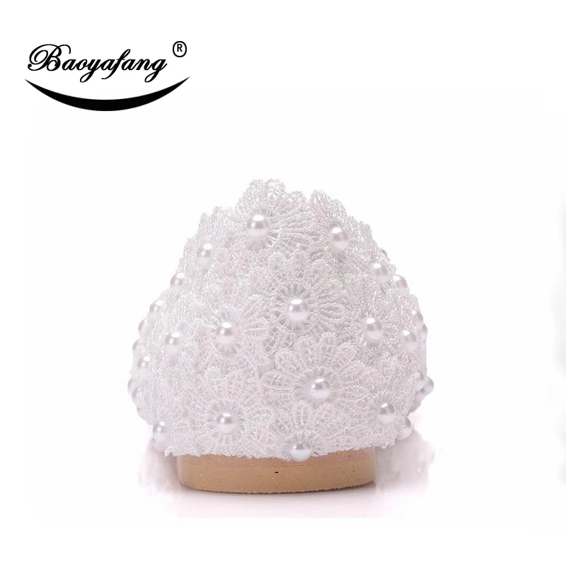 Lady's White Lace Bride's Wedding Shoes Large flat-soled Bridesmaid shoes Fashion Square Button Drill Single Shoes