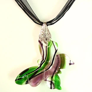 

RED SNAKE Murano Glass Green Violet Embellish Butterfly Pendant Necklace