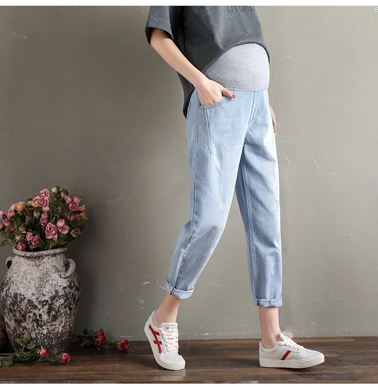Весна лето 2019 модные джинсы брюки для беременных джинсовые светло голубые