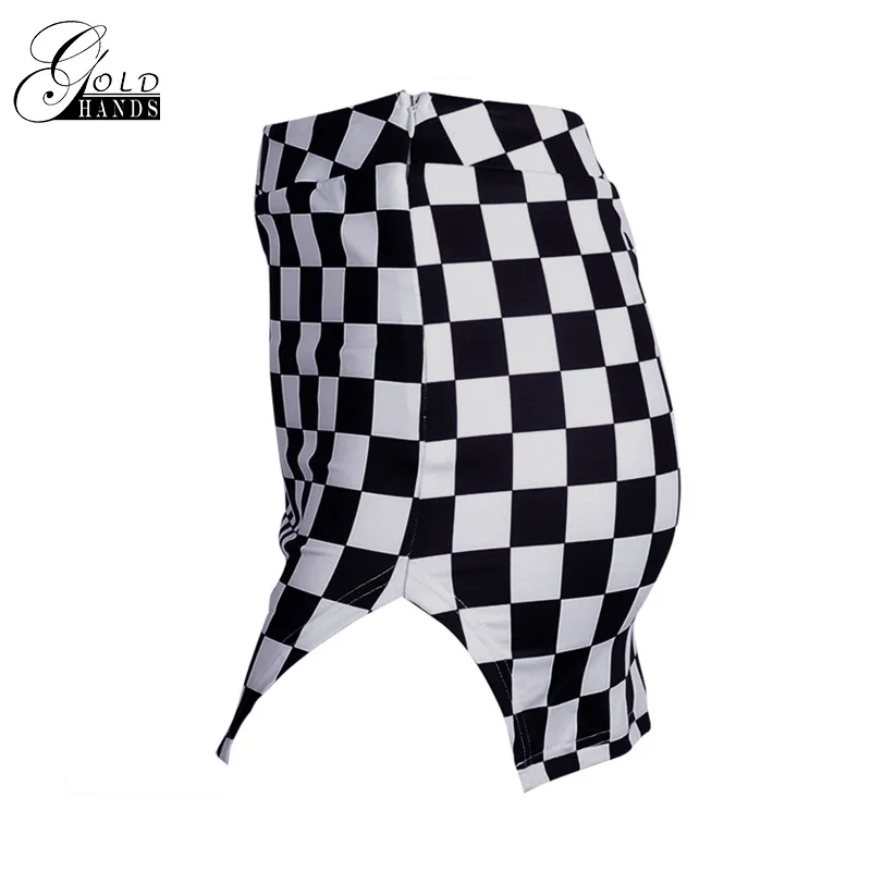 Летняя черно белая клетчатая юбка золотистого цвета с застежкой молнией и