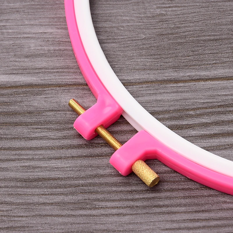 1 set 5pcs Plastic Embroidery embroidered stretch slot frame circle Cross Stitch Clamps sewing tools With Screws Color Tool Set | Дом и сад