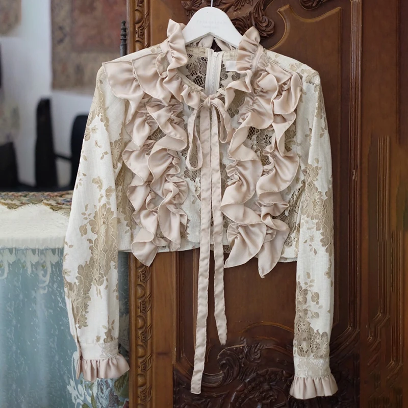 TWOTWINSTYLE женские рубашки с длинным рукавом на шнуровке, Лоскутная кружевная блузка с оборками, женские топы, корейская мода, осень, Новинка