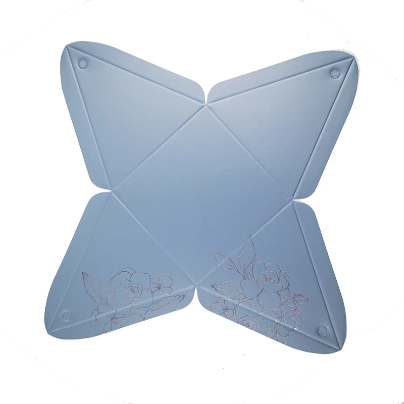 20 штук 7.5x7.5x8cmTriangular пирамиды Подарочная коробка со свадебными сувенирами юбилей Подарочная коробка для конфет подарки свадебные украшение для вечеринки в день рождения