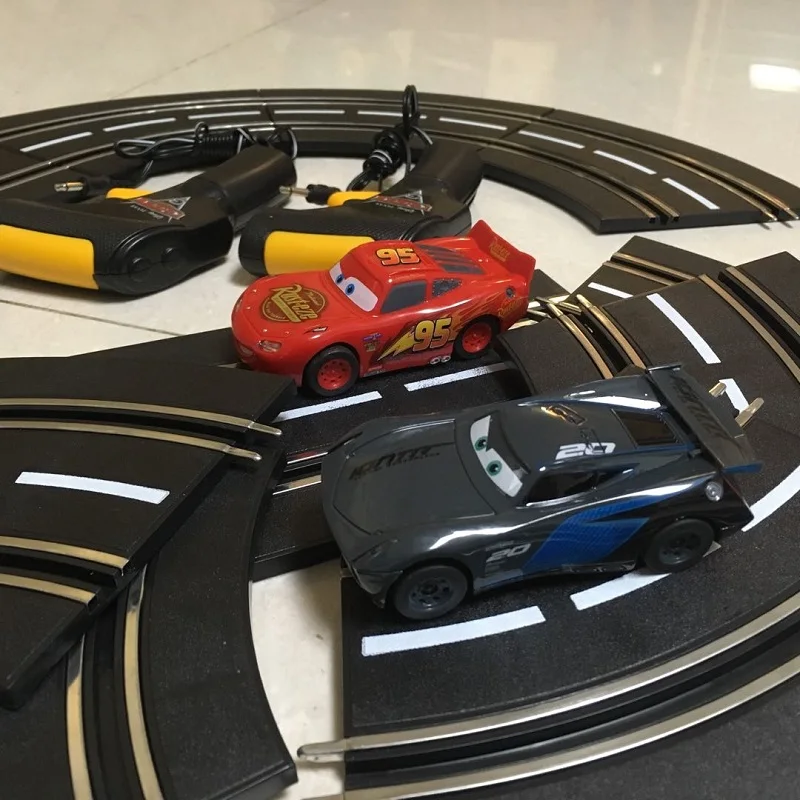 Дисней Pixar car3 электрическая ручка управления трек игрушечный автомобиль поршневая чашка 95 Mcqueen Джексон гоночная Пластиковая форма автомобиль литой под давлением электрический автомобиль