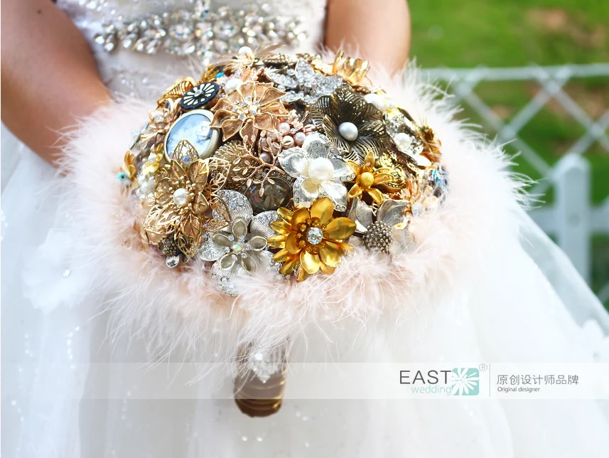 Brown &amp Gold Vintage Bridal brooch bouquet Feathers decorated wedding bouquets Bride | Свадьбы и торжества