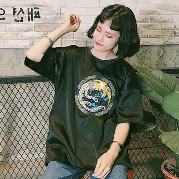 Женская летняя футболка Топ 2019 корейский стиль Ulzzang Harajuku винтажная вышивка