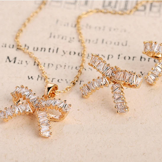 

Personalized Bow pendant necklace clavicle earrings