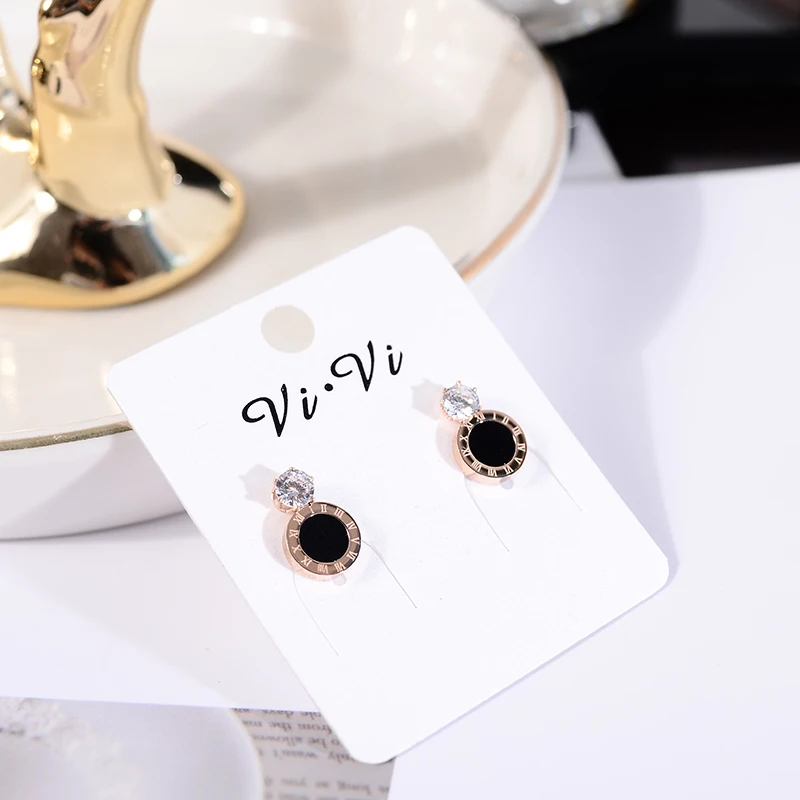 Новое поступление 2018 модные серьги гвоздики YUN RUO с кристаллами и римскими