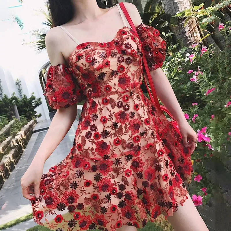 as picture TWOTWINSTYLE, женское платье с открытыми плечами и цветочной вышивкой, с вырезом лодочкой, с коротким рукавом, с высокой талией, мини-платья для женщин, Новинка лета - Цвет: as picture
