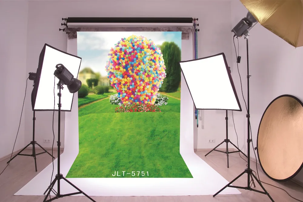 

Green Grassland Colored Balloon Fabric Cloth Custom Photography Backdrops Prop Photo Studio Backgrounds for Wedding Children