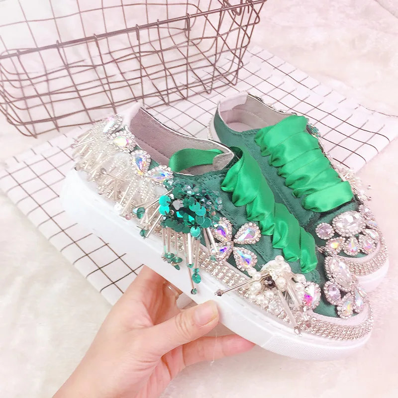 

Rhinestone Women Canvas Shoes 2019 New Casual Flat Shoes European Silk Satin Sneakers Female Shoes Ladies Loafers