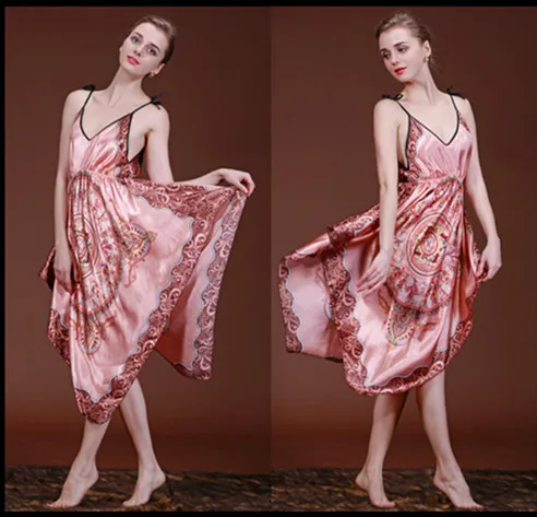 Женская шелковая ночная рубашка Классическая винтажная на тонких бретелях