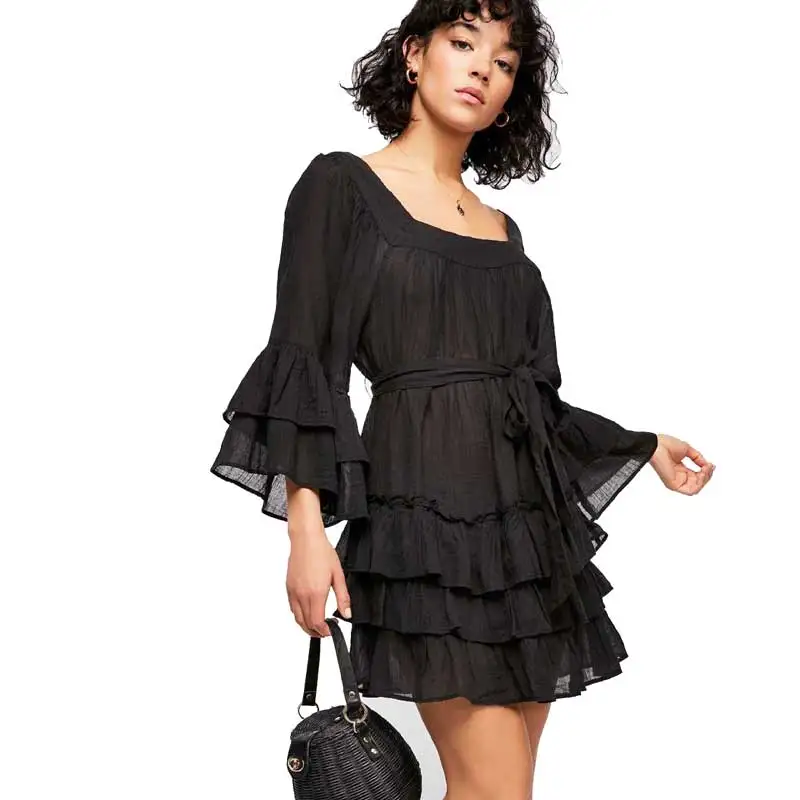 Boho вдохновил Ruffled квадратный средства ухода за кожей шеи V назад труба рукав