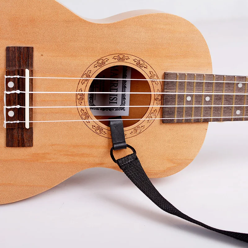 

Ukulele neck with small four-string small guitar UKELILI neck strap strap stripes fashion strong lanyard
