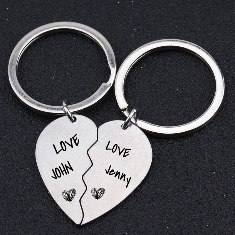 Брелок с выгравированным сердцем персонализированное имя для влюбленных модный