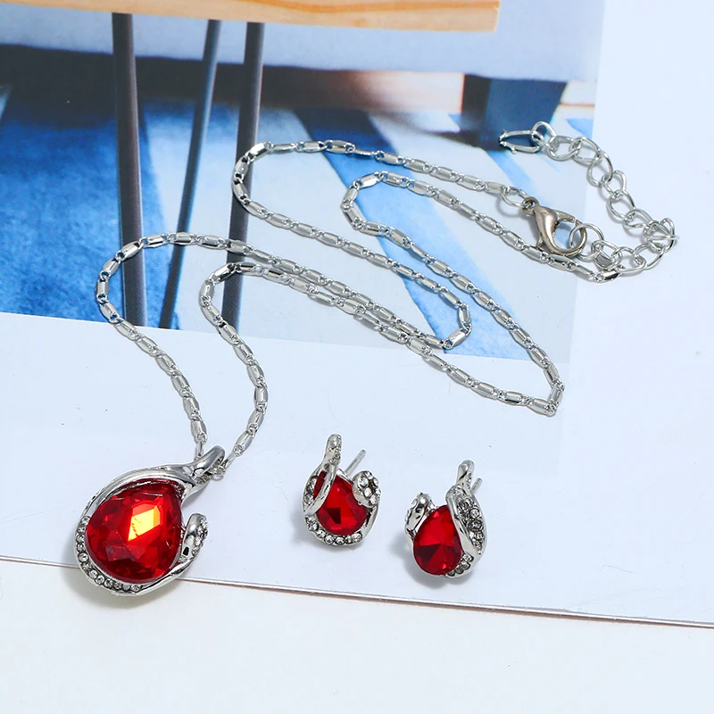 Женский ювелирный комплект из колье и серёг с австрийским кристаллом|butterfly jewelry
