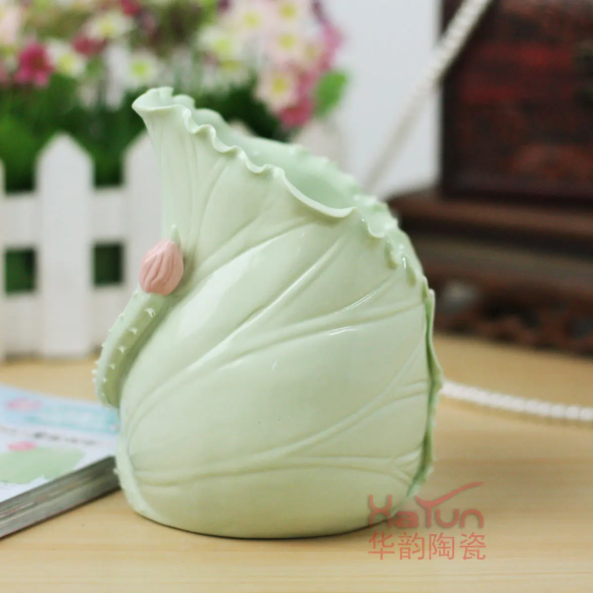 Free shipping Korea style ceramic  desktop pen holder Desk Organizer