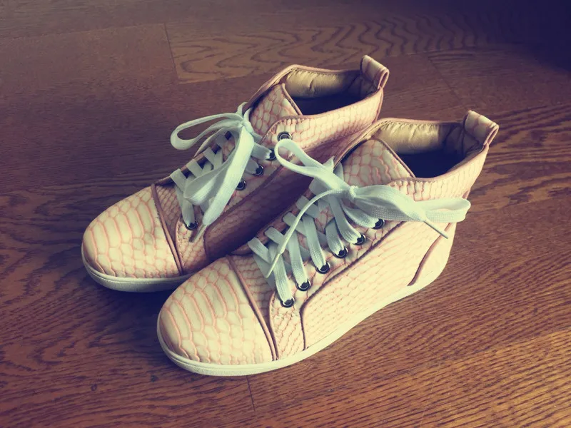 Новая модная женская повседневная обувь на шнурках из кожи питона розового цвета