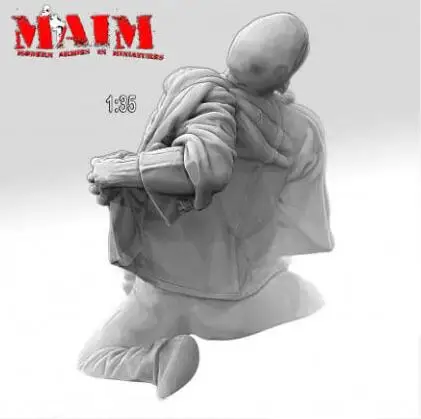 Фигурка зомби из смолы масштаб 1/35 | Игрушки и хобби