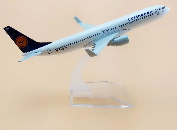 Модель самолета Боинг 400 Lufthansa Размер 1: 737 модель B737 металлическая для детей